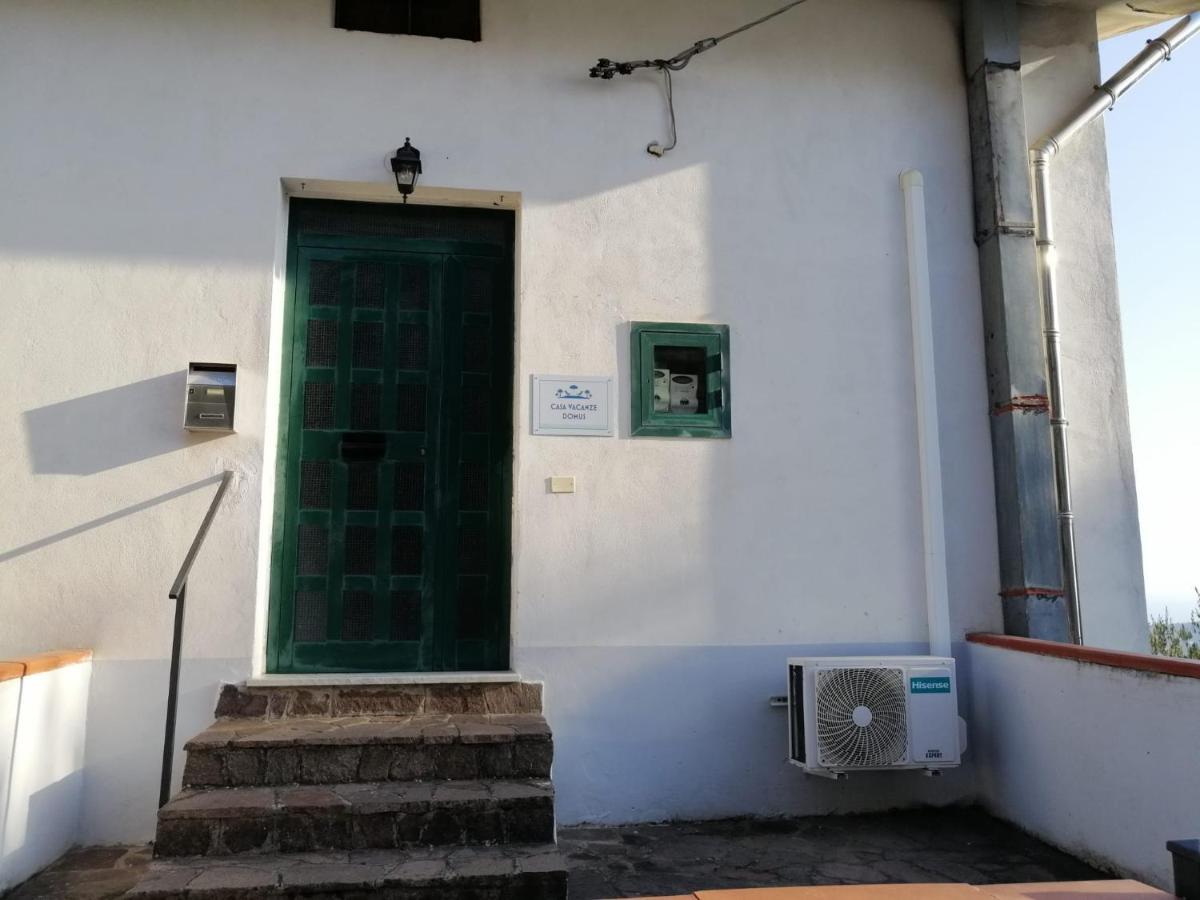 Casa Vacanze Domus チェントラ エクステリア 写真